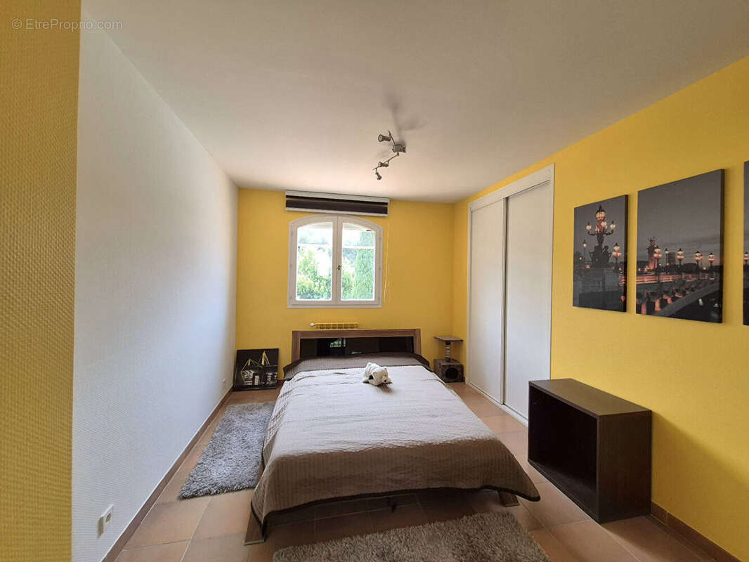 Maison à SAUSSET-LES-PINS