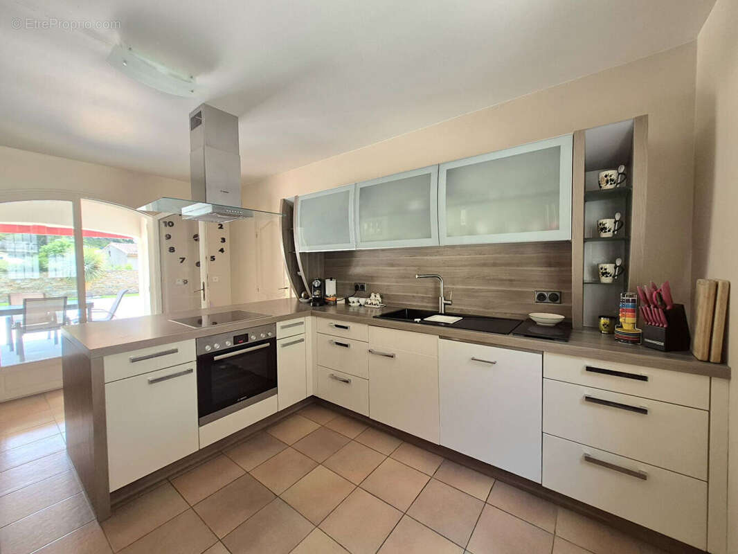 Maison à SAUSSET-LES-PINS