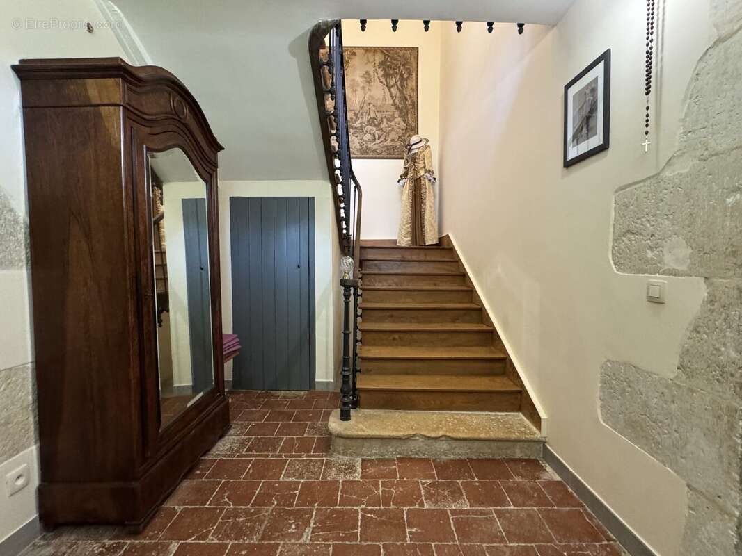 Maison à CASTERA-VERDUZAN