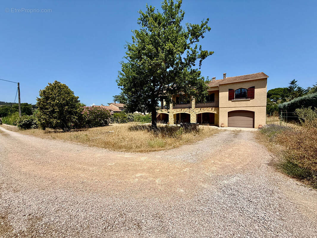 Maison à BAGNOLS-SUR-CEZE