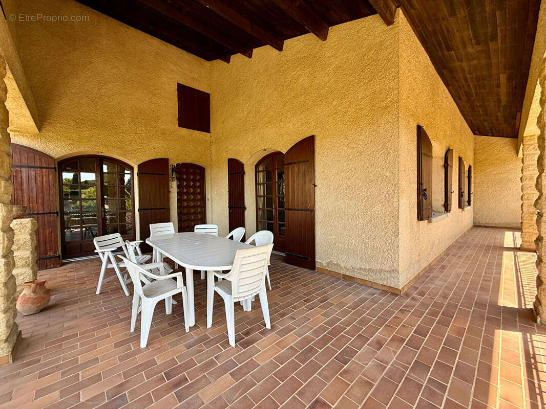 Maison à BAGNOLS-SUR-CEZE