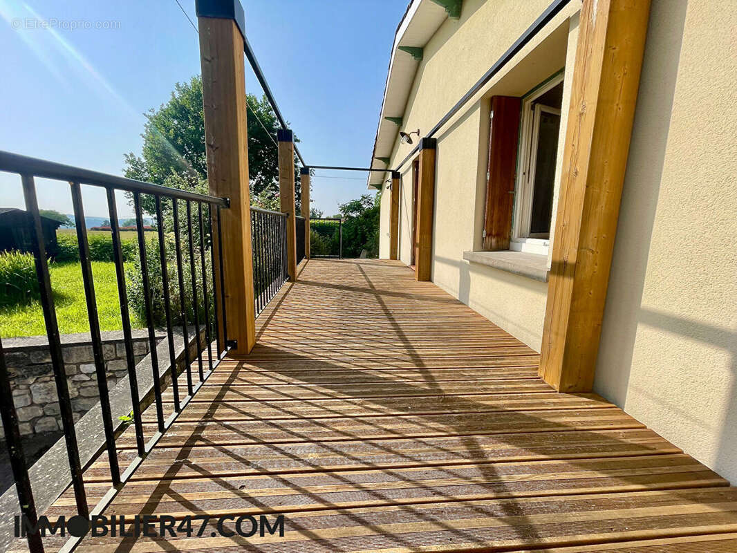 Maison à CLERMONT-DESSOUS