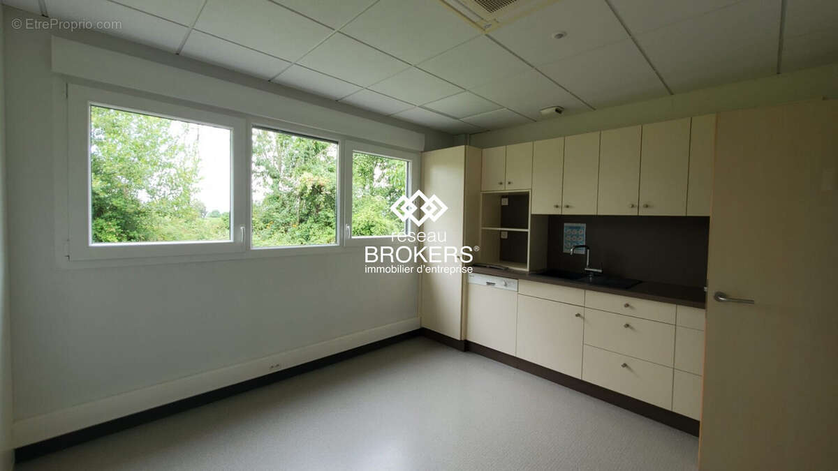 Commerce à ARCHAMPS