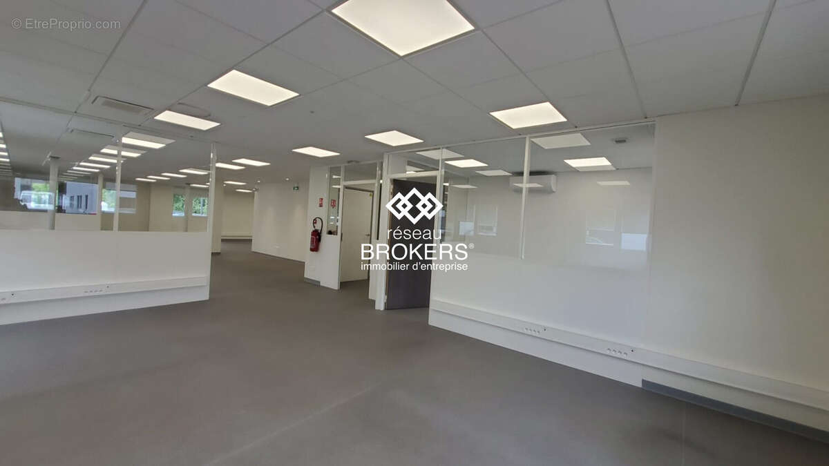 Commerce à ARCHAMPS