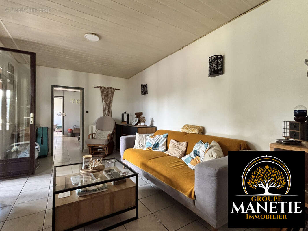 Maison à ESQUERCHIN