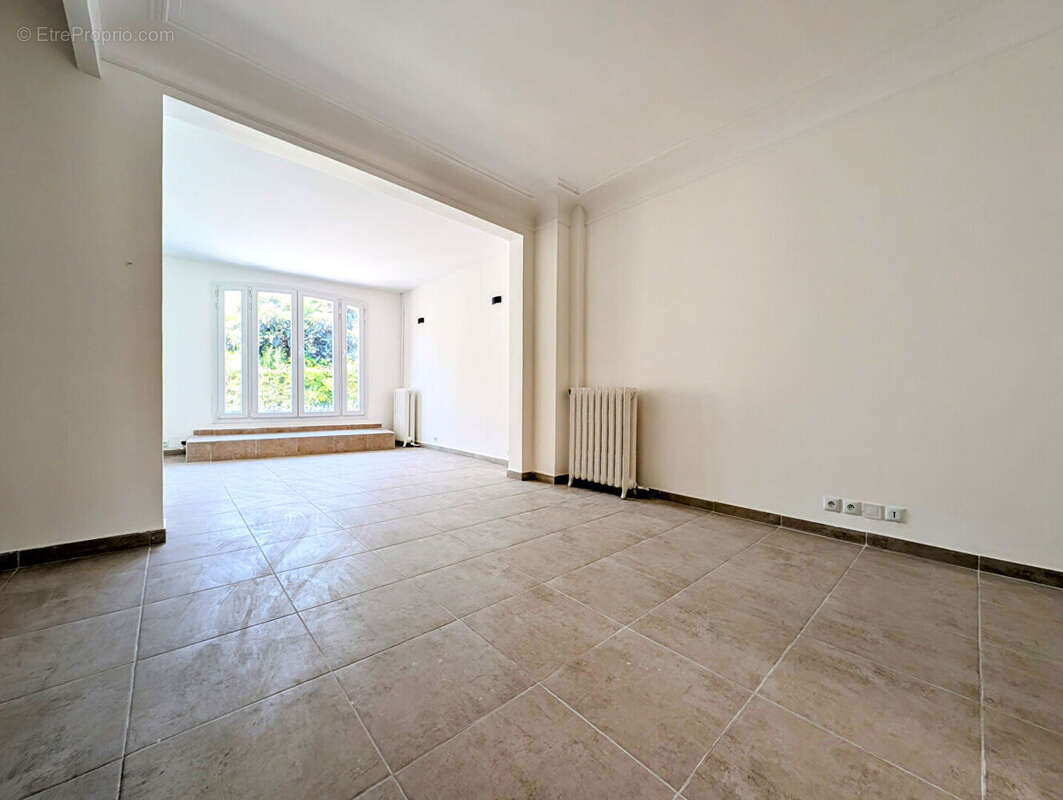 Maison à ROSNY-SOUS-BOIS