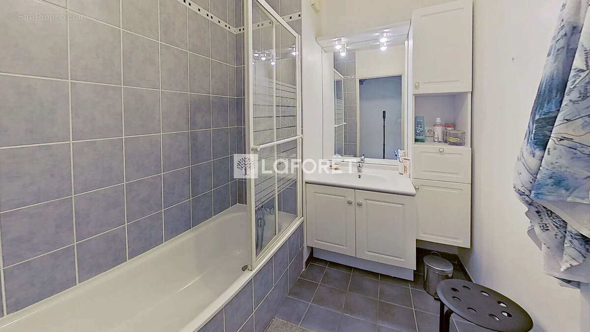 Appartement à LYON-8E