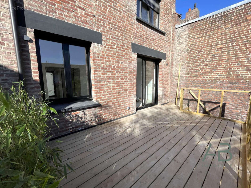 Maison à LA MADELEINE