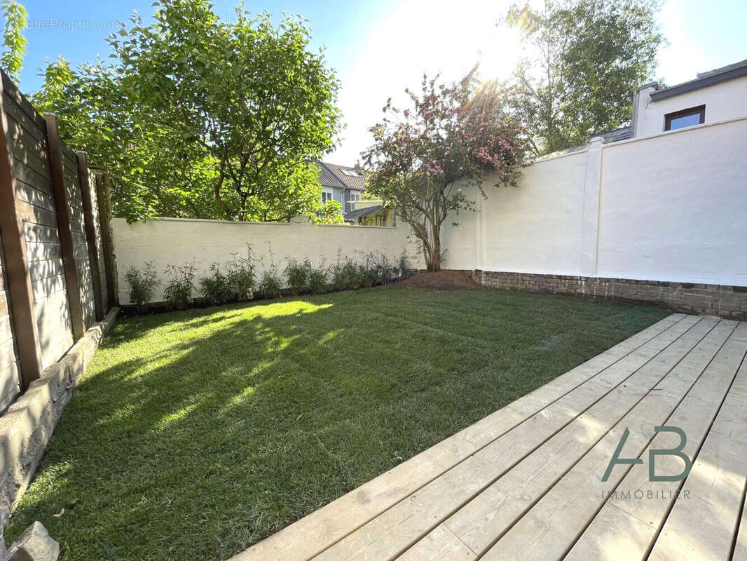 Maison à LA MADELEINE