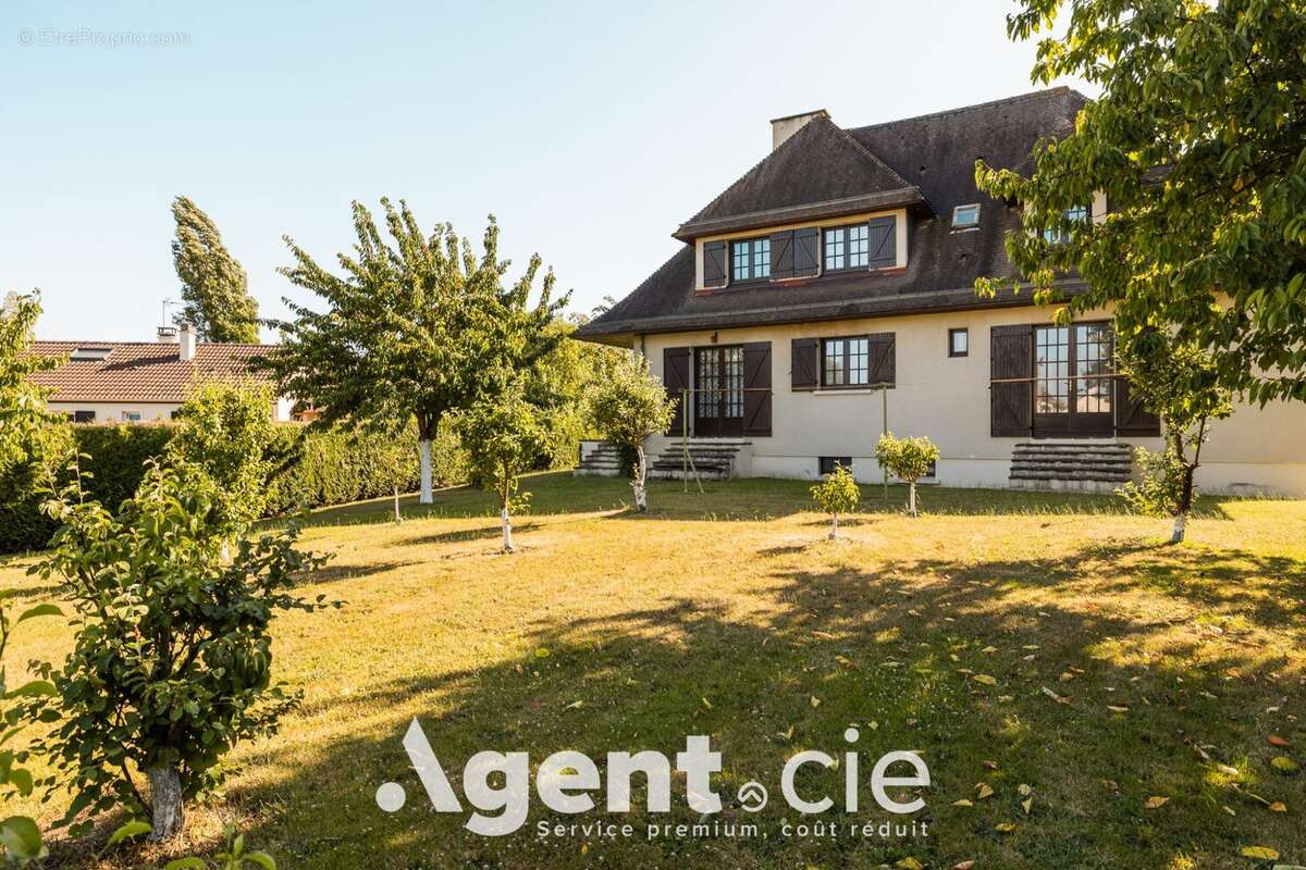 Maison à ESQUAY-NOTRE-DAME