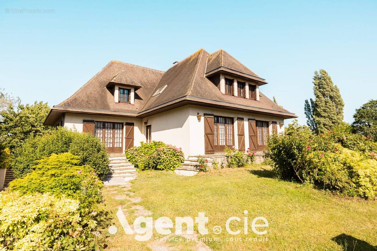 Maison à ESQUAY-NOTRE-DAME