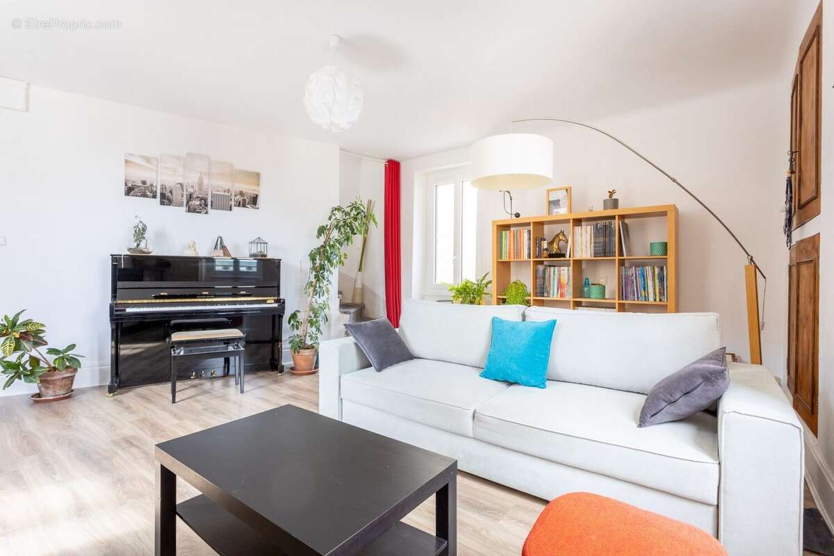 Maison à CHATELGUYON