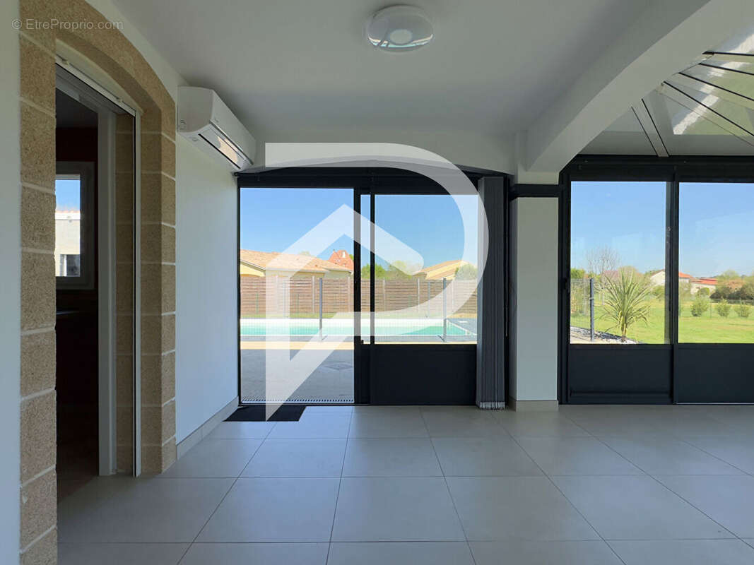 Maison à MONTPON-MENESTEROL