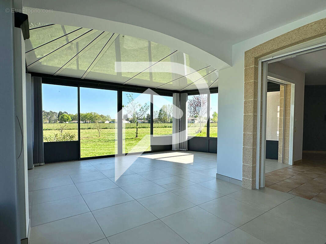 Maison à MONTPON-MENESTEROL