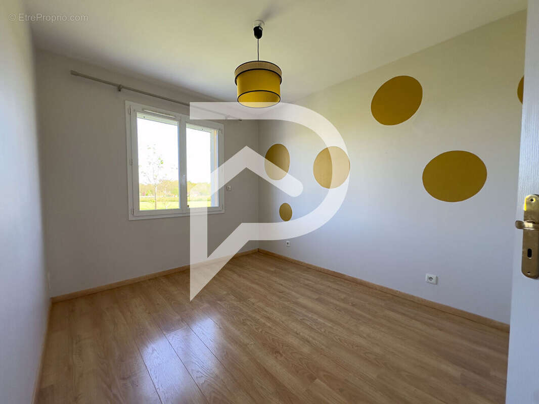 Maison à MONTPON-MENESTEROL