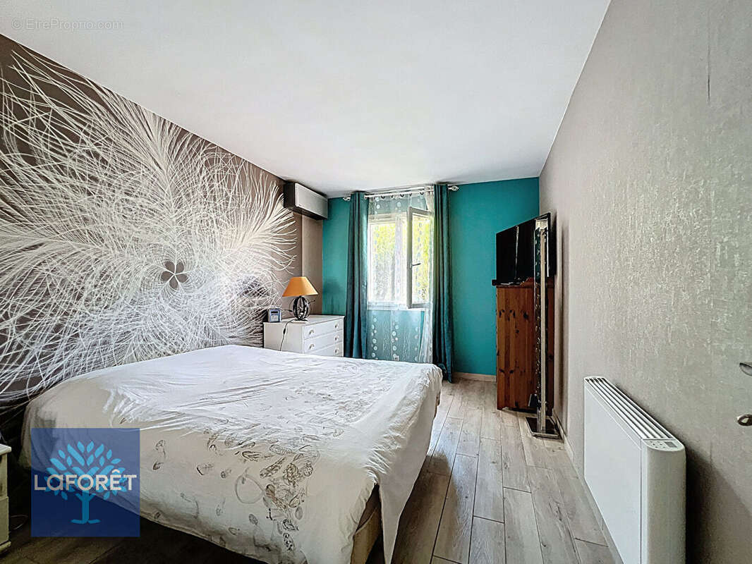 Maison à CORBEIL-ESSONNES