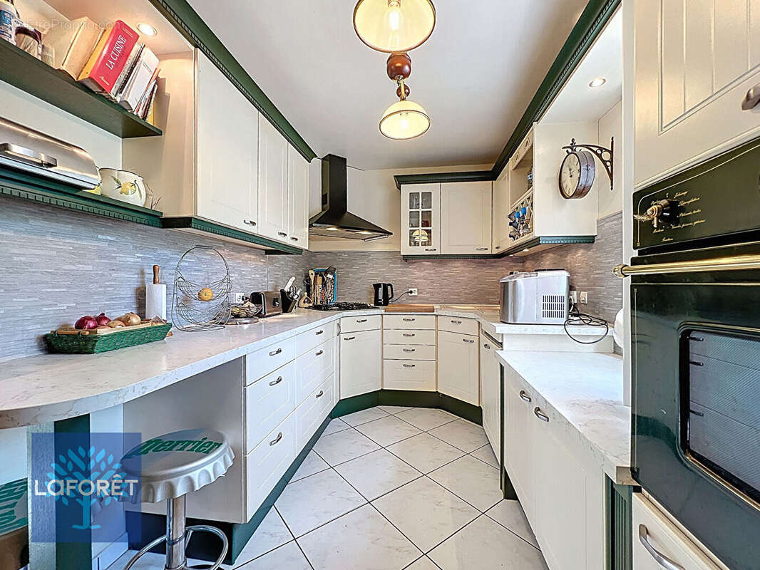 Maison à CORBEIL-ESSONNES