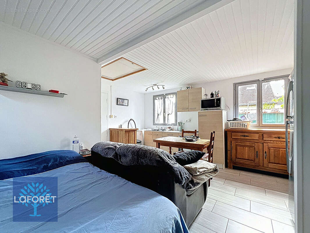 Maison à CORBEIL-ESSONNES