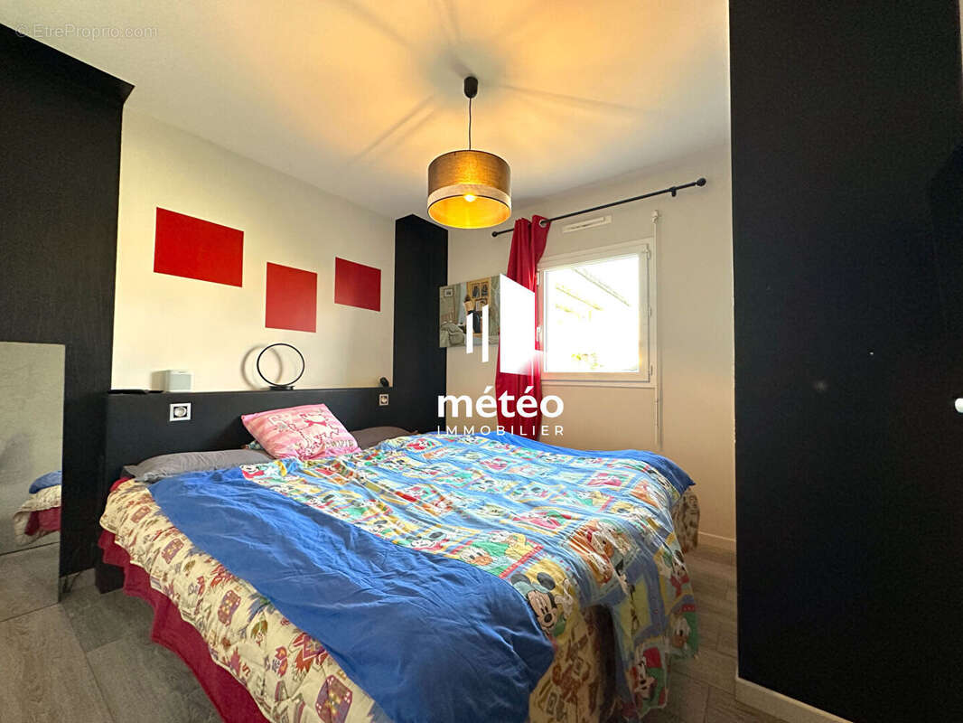 Maison à MOUTIERS-LES-MAUXFAITS