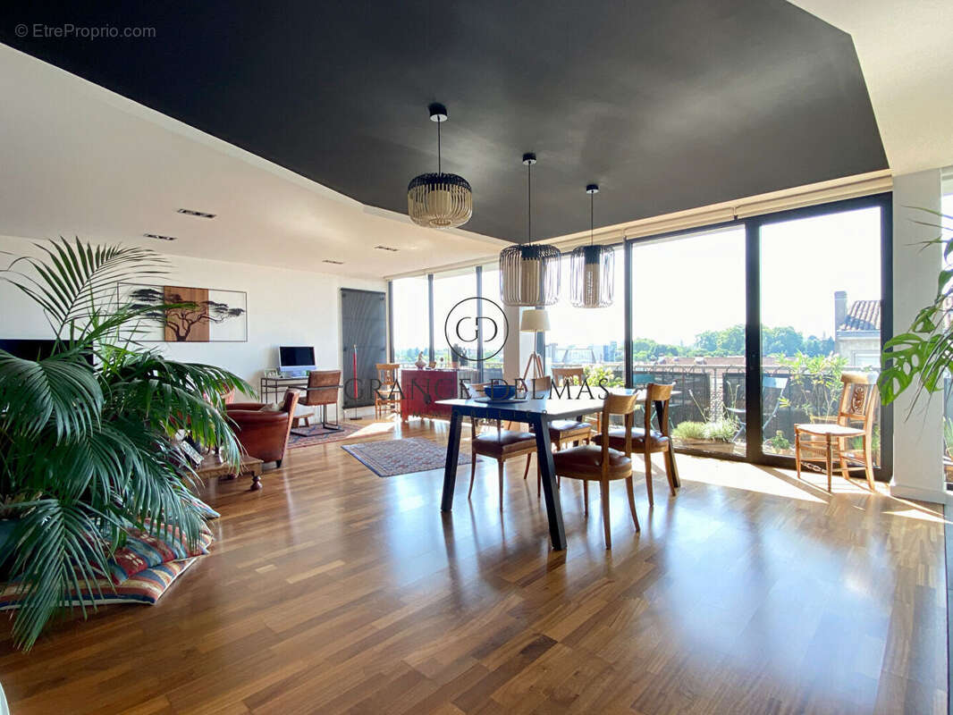 Appartement à BORDEAUX