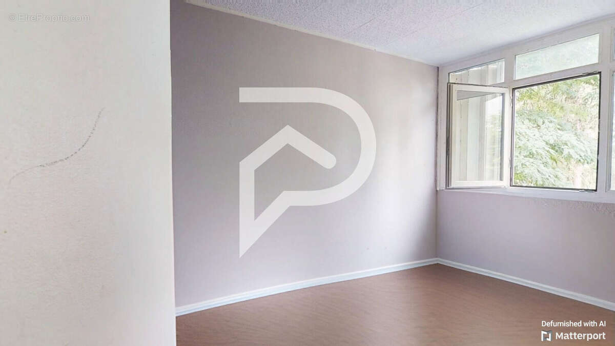 Appartement à VERNEUIL-SUR-SEINE