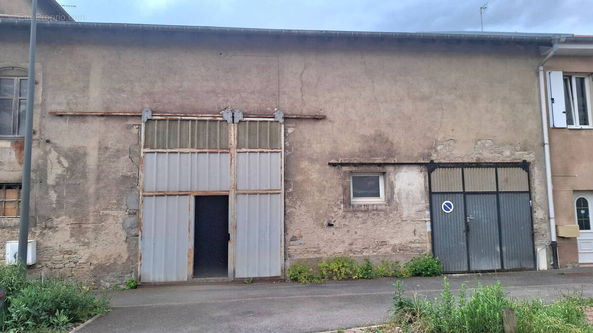 Maison à ROSIERES-AUX-SALINES