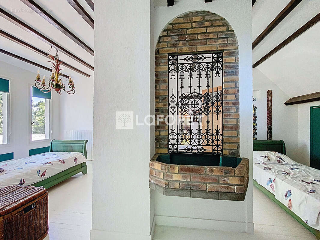 Maison à VERNEUIL-SUR-SEINE