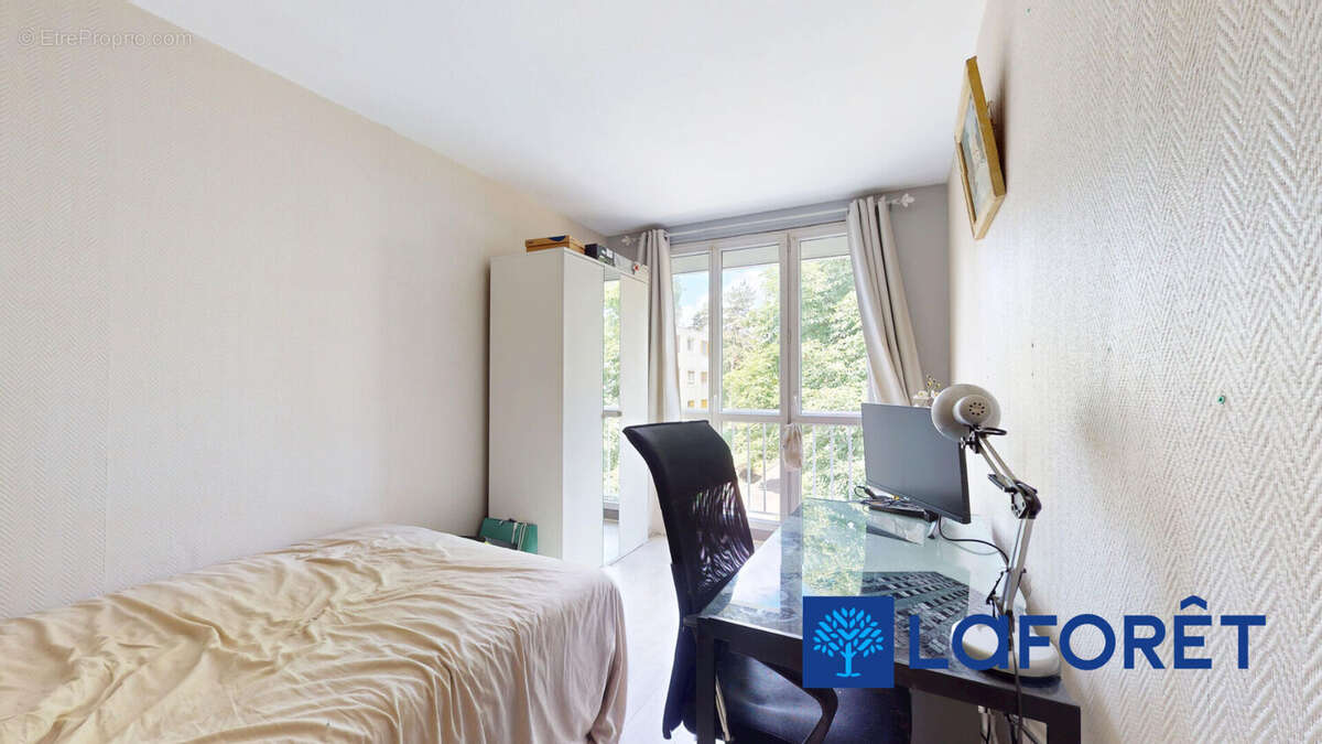 Appartement à CHILLY-MAZARIN