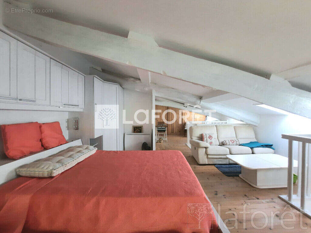 Maison à CASTELNAU-D&#039;AUZAN