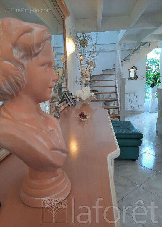 Maison à CASTELNAU-D&#039;AUZAN