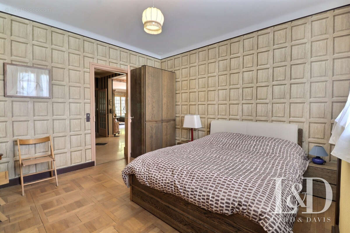 Maison à AUVERS-SAINT-GEORGES