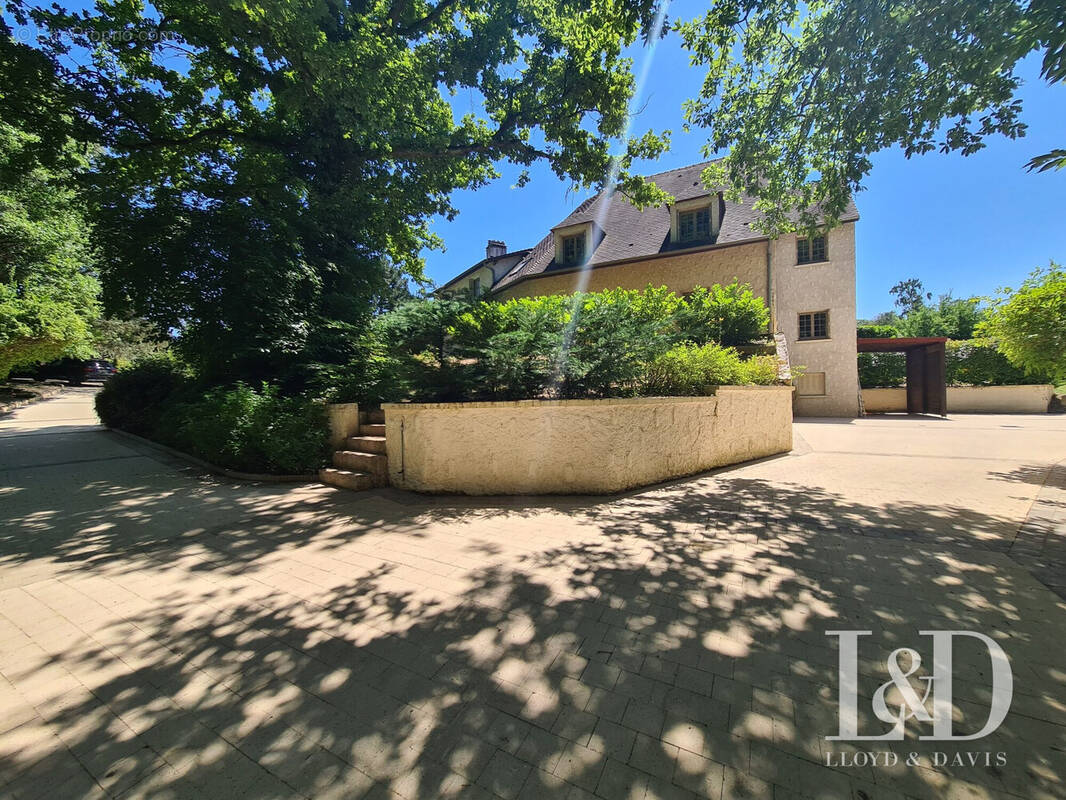 Maison à AUVERS-SAINT-GEORGES