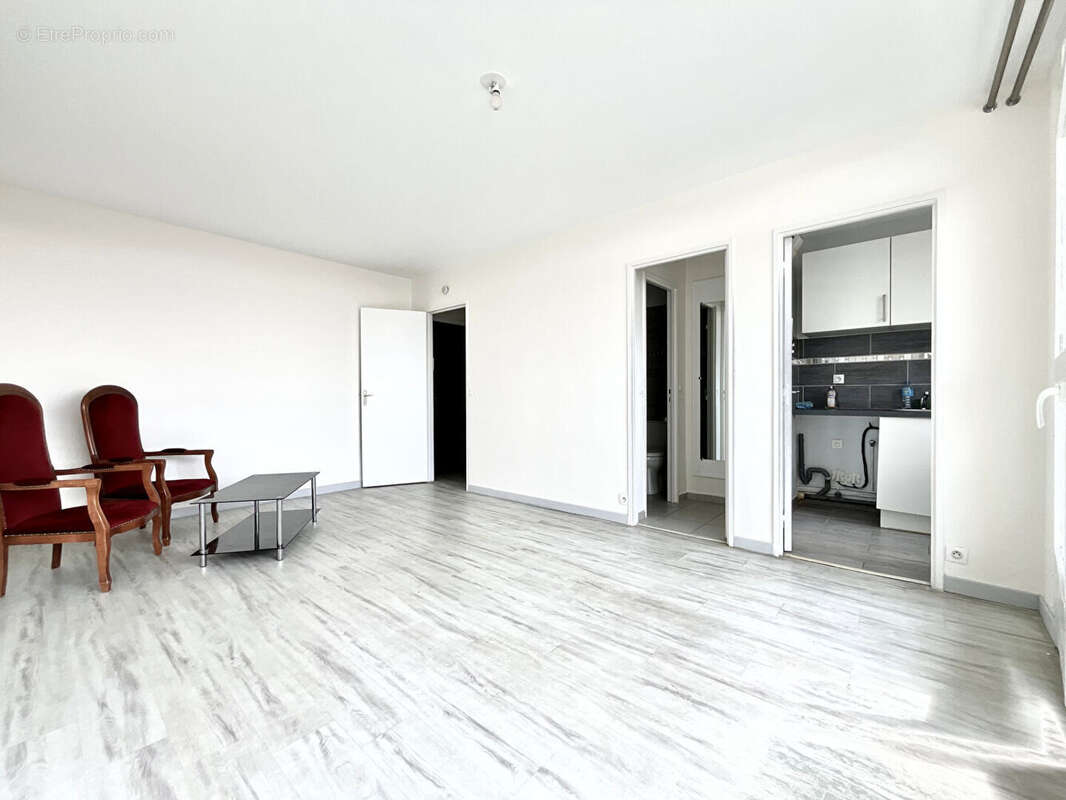 Appartement à AUBERGENVILLE