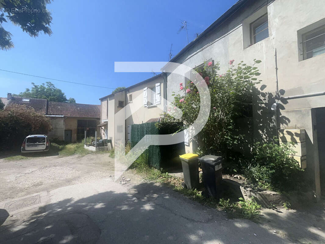 Appartement à MORSANG-SUR-ORGE