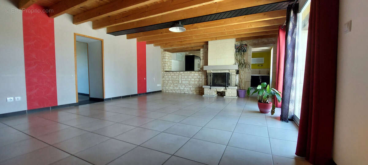 Maison à SCORBE-CLAIRVAUX