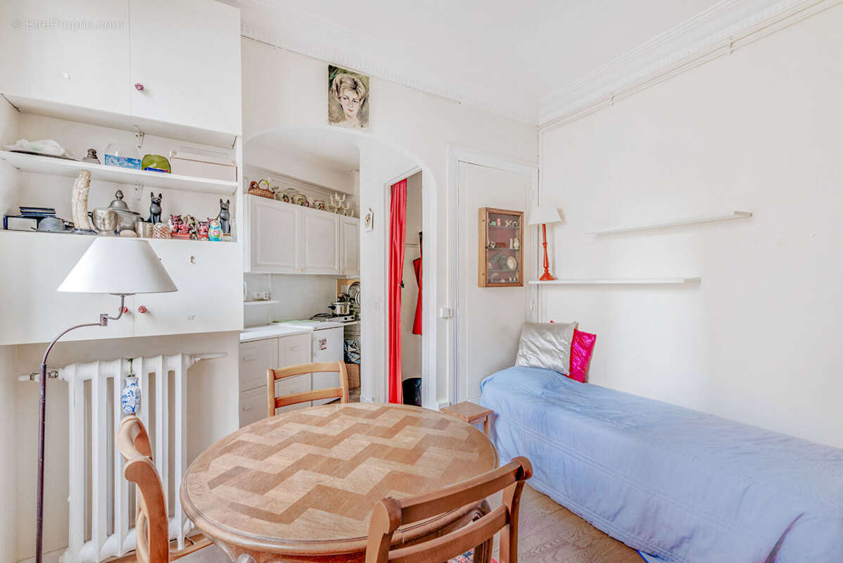 Appartement à PARIS-19E