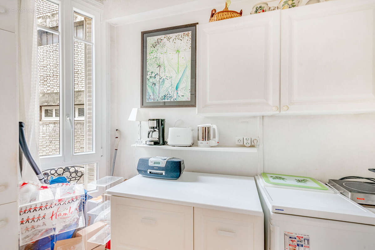 Appartement à PARIS-19E