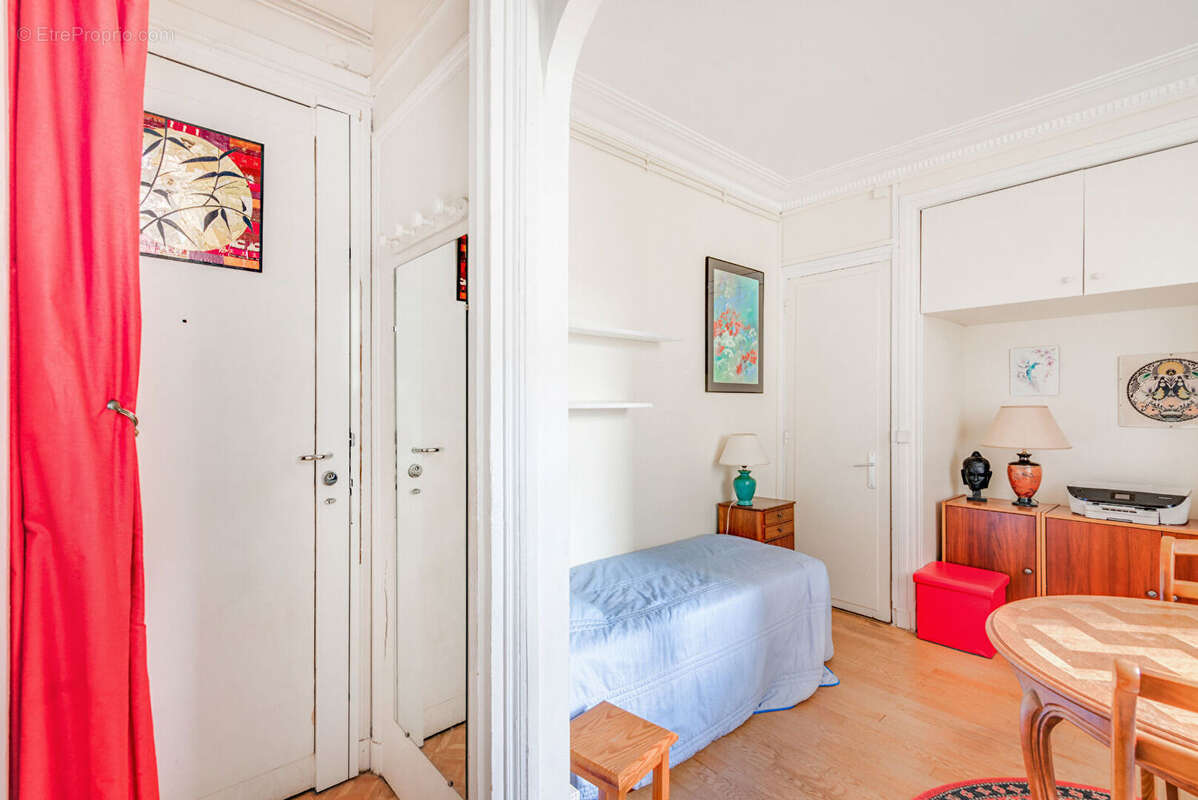 Appartement à PARIS-19E