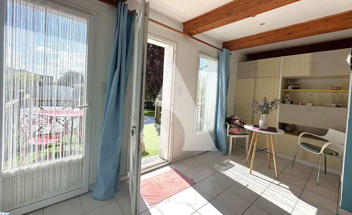 Maison à BOURCEFRANC-LE-CHAPUS