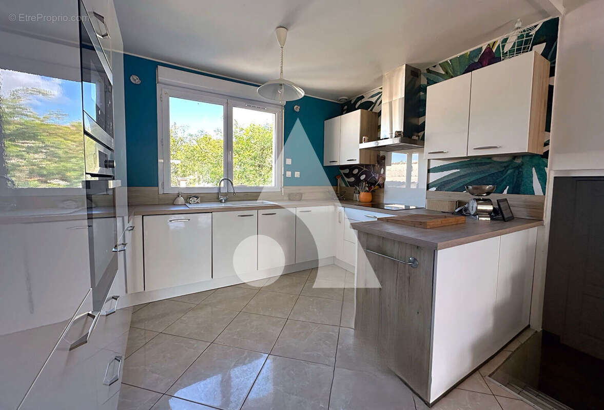 Maison à BOURCEFRANC-LE-CHAPUS