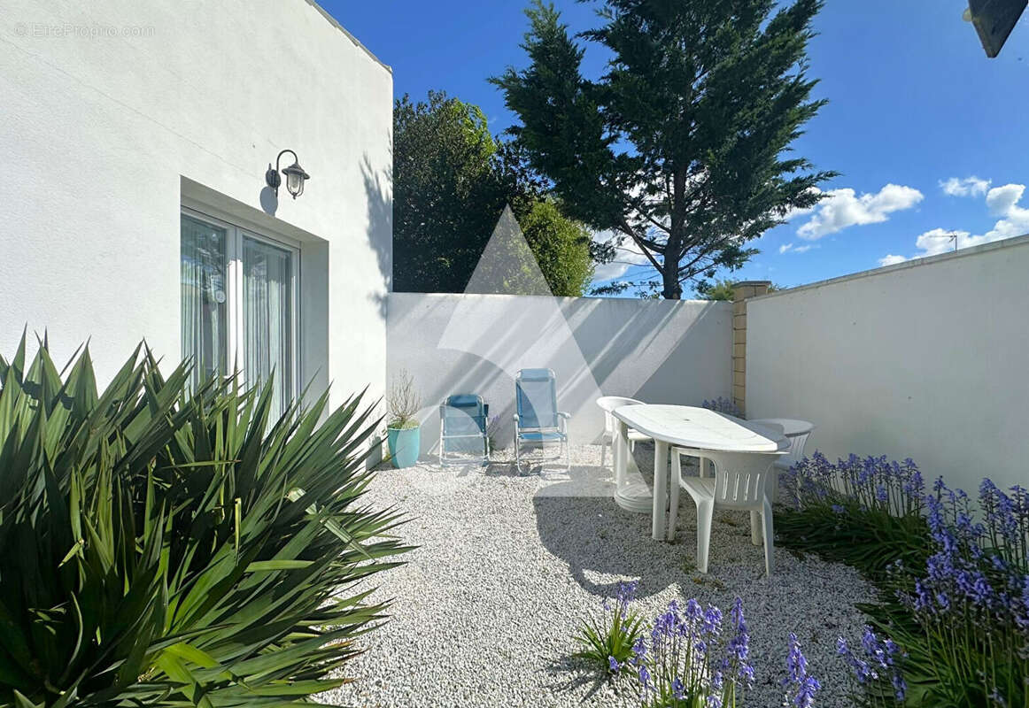 Maison à BOURCEFRANC-LE-CHAPUS