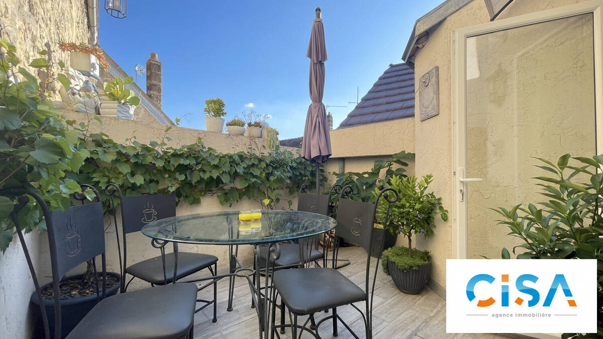 Maison à PONT-SAINTE-MAXENCE