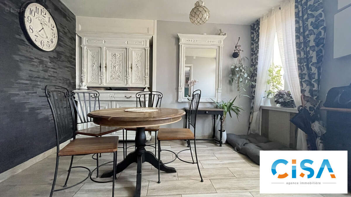 Maison à PONT-SAINTE-MAXENCE