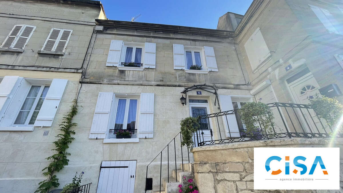 Maison à PONT-SAINTE-MAXENCE