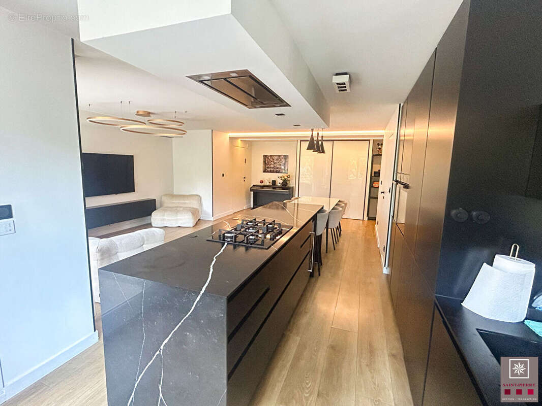 Appartement à LYON-8E