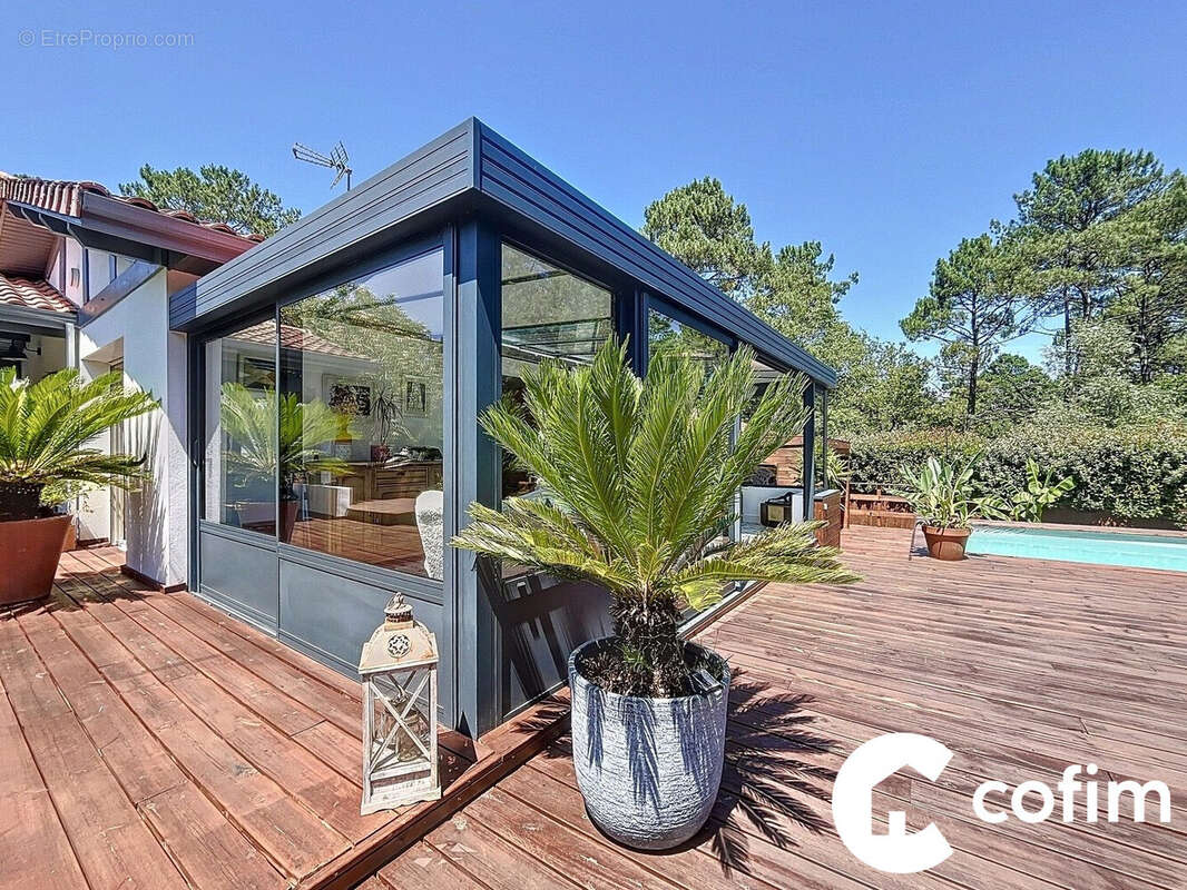 Maison à BASSUSSARRY