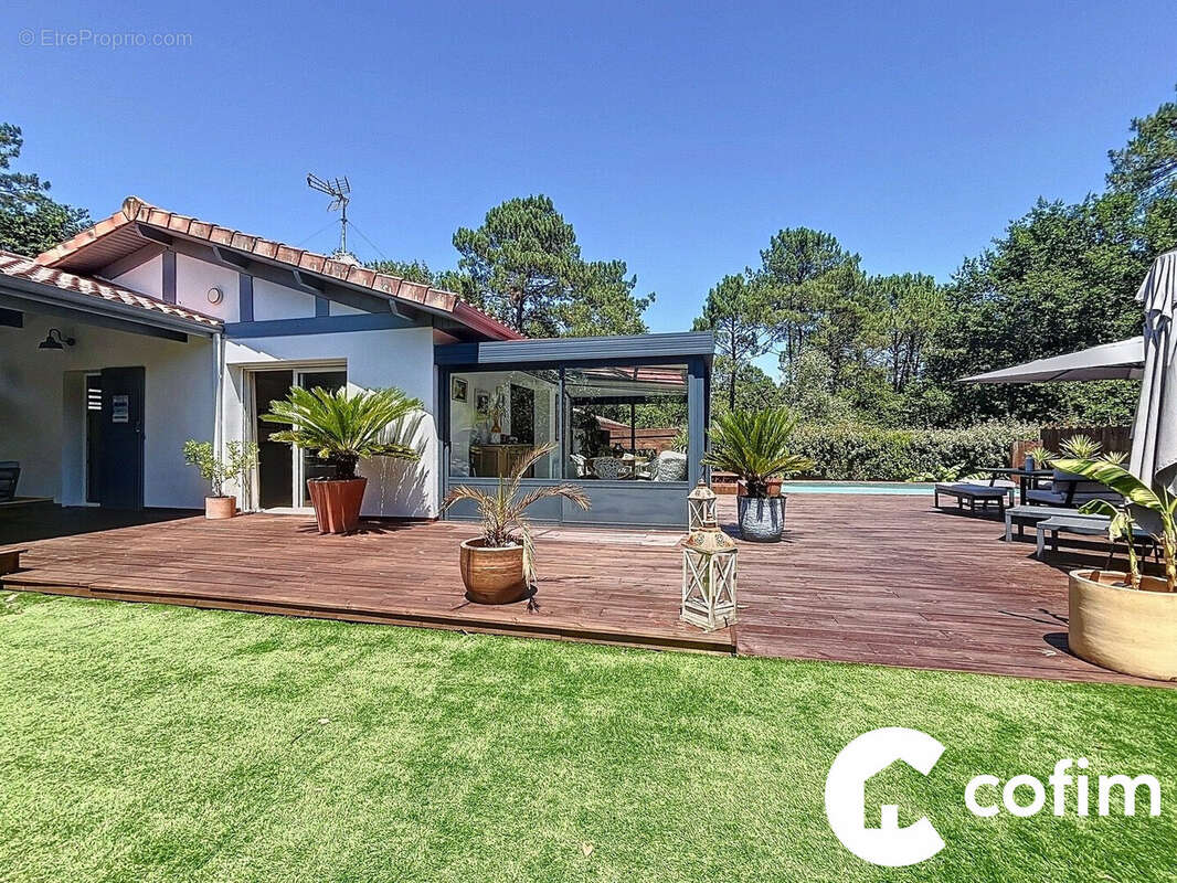 Maison à BASSUSSARRY