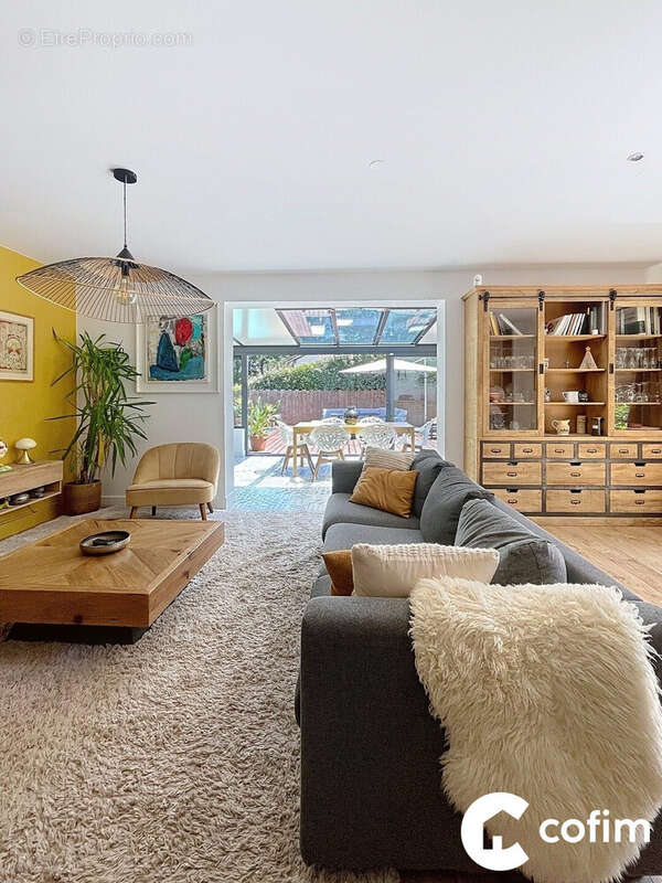 Maison à BASSUSSARRY