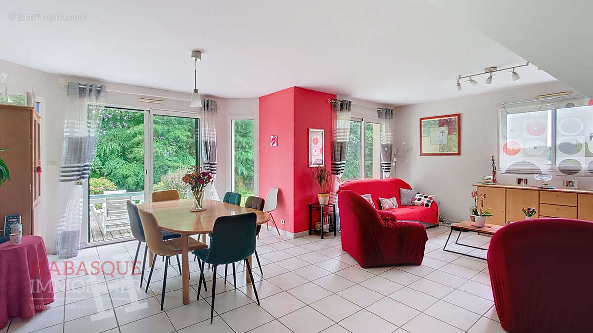 Maison à SAINT-URBAIN