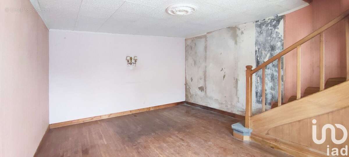 Photo 9 - Maison à CHERVES-RICHEMONT